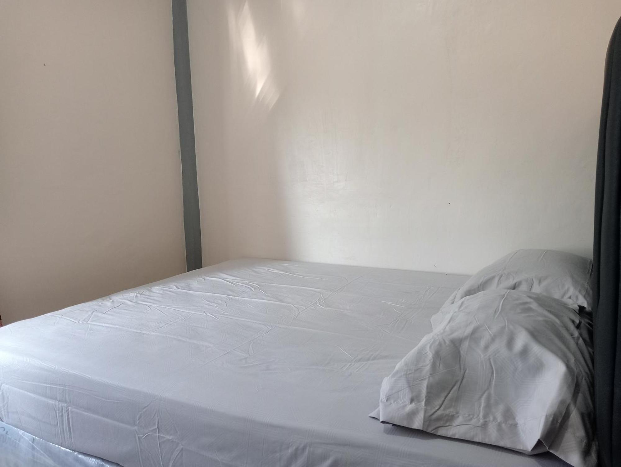 Yusilver Guest House Лабуан Баджо Екстериор снимка