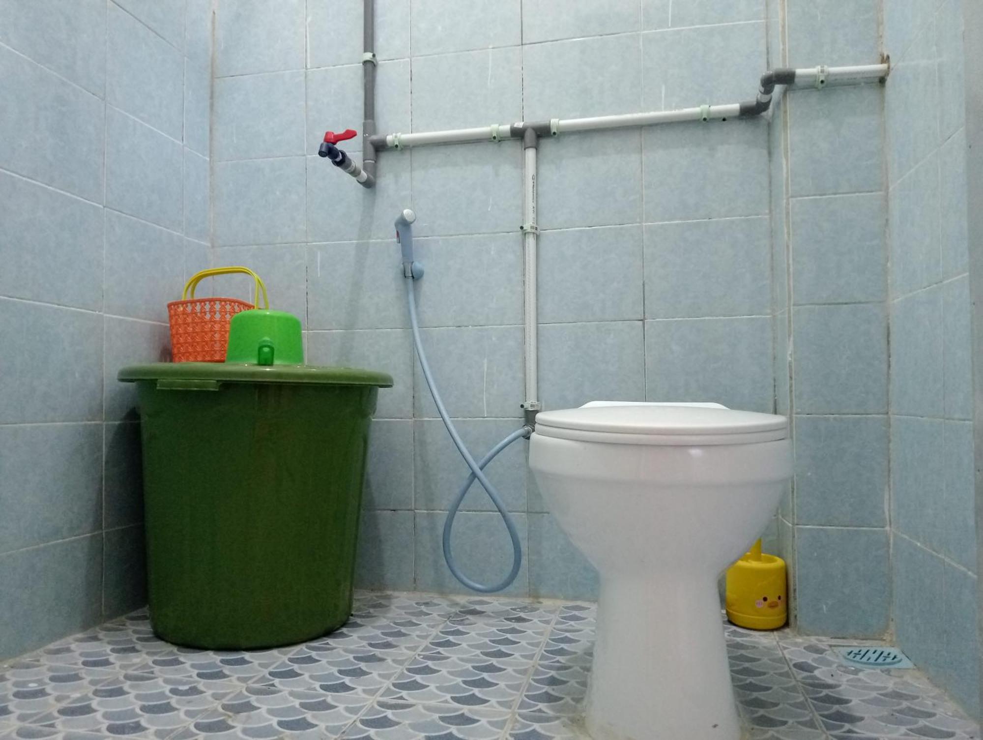Yusilver Guest House Лабуан Баджо Екстериор снимка