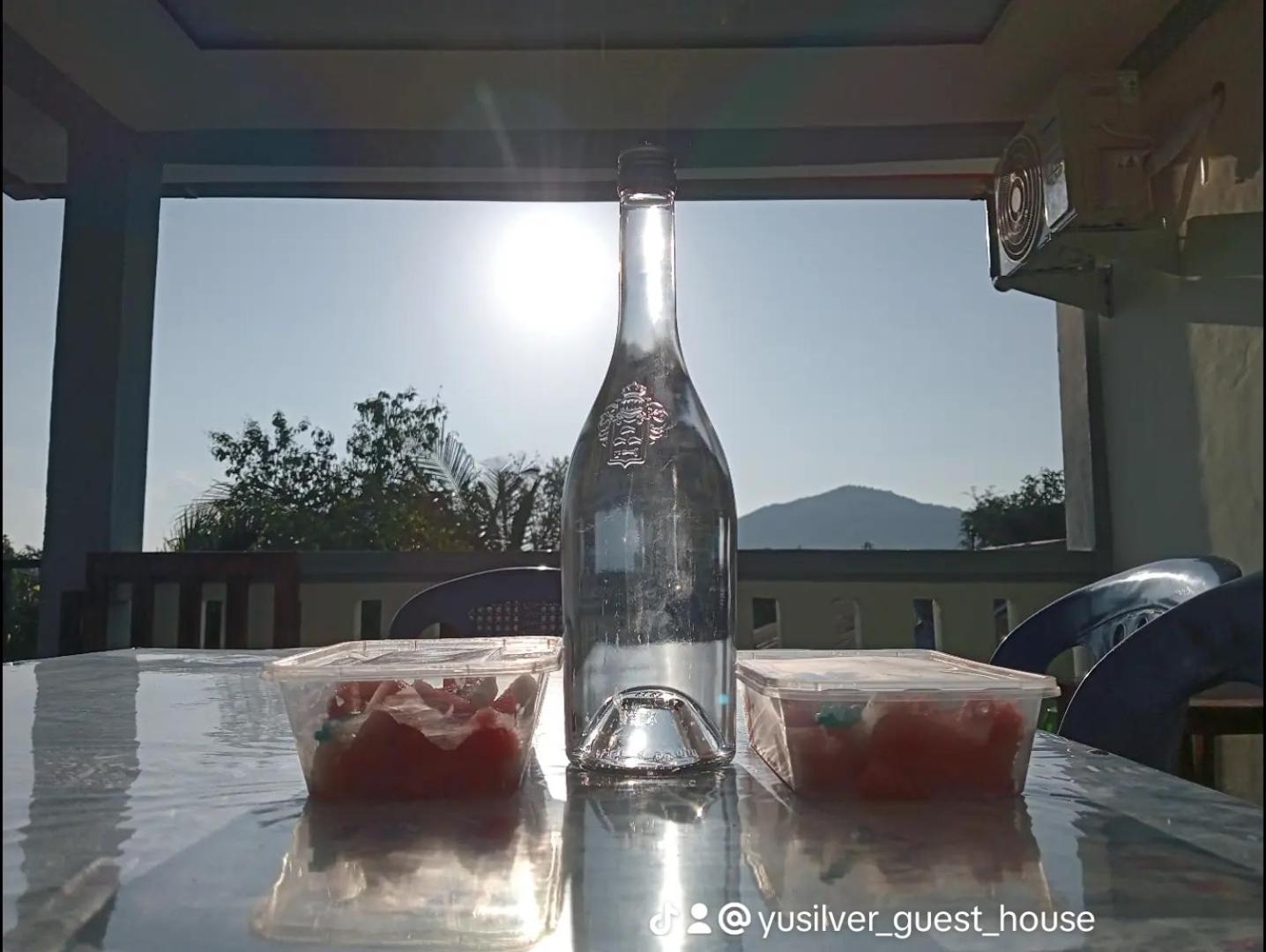 Yusilver Guest House Лабуан Баджо Екстериор снимка